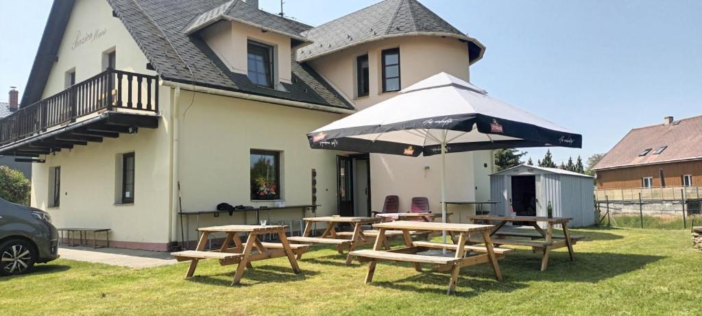 Mesto Albrechtice 玛丽旅馆酒店 外观 照片